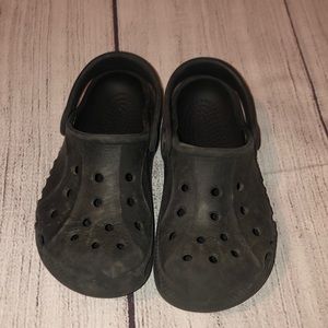 Children’s crocs size 10/11